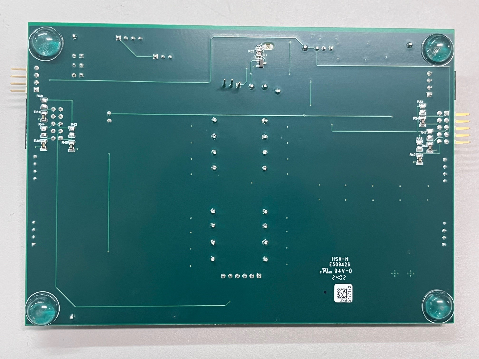 TMUXS7614DEVM TMUXS7614DEVM（底视图）